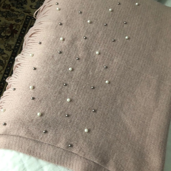 🌹 Two blanket scarfs with purl studs and fringe - Picture 3 of 7
